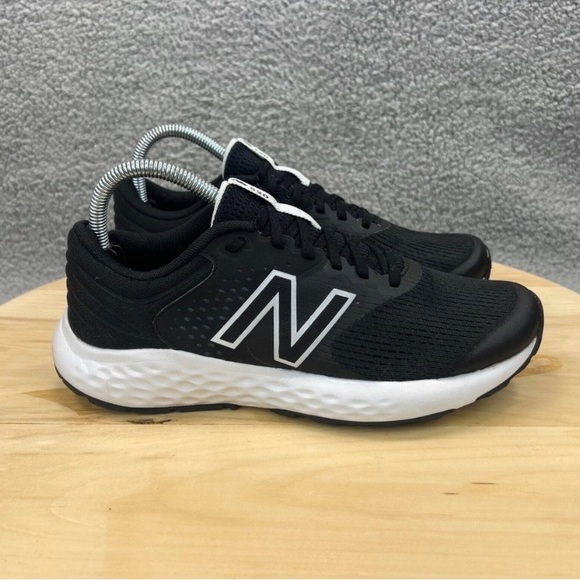 New Balance Shoes - New Balance 520v7 Womens Size 8.5 D Wide Shoes Black White Athletic Running